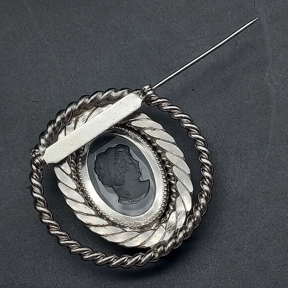 Vintage Intaglio Cameo Brooch Clear Lucite Silver Tone Lady Head Portrait - Picture 7 of 10